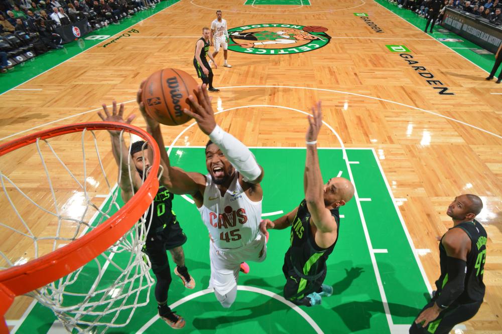 东契奇与詹 东契奇与詹