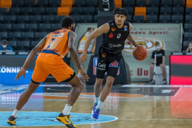 终难以进入 终难以进入