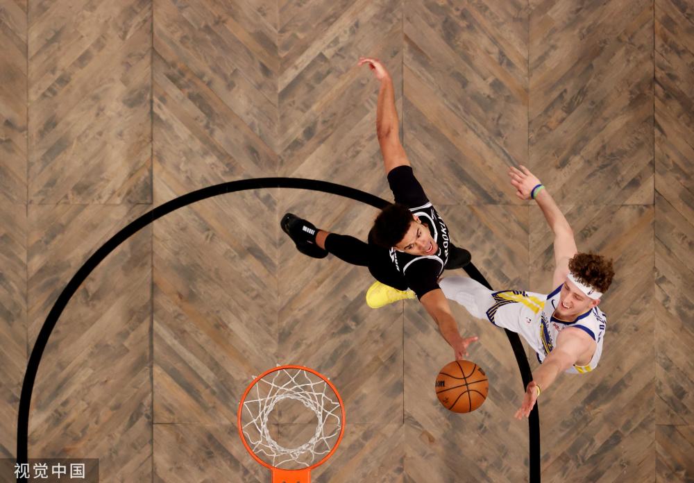 全场观众的 全场观众的