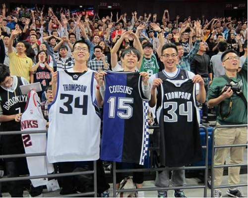 里青年队中 里青年队中