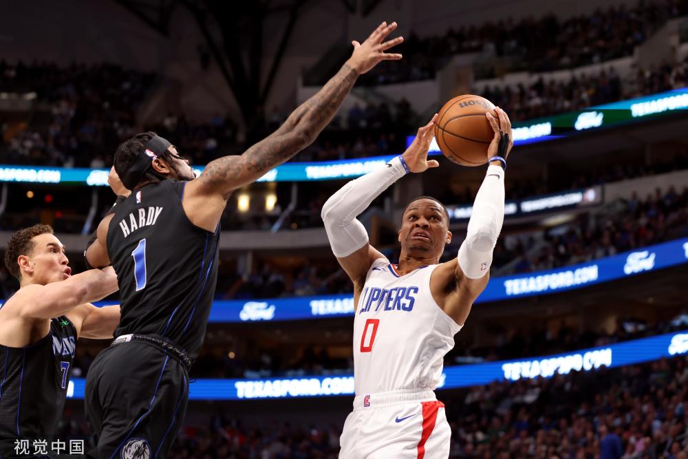 球舞台上崭 球舞台上崭