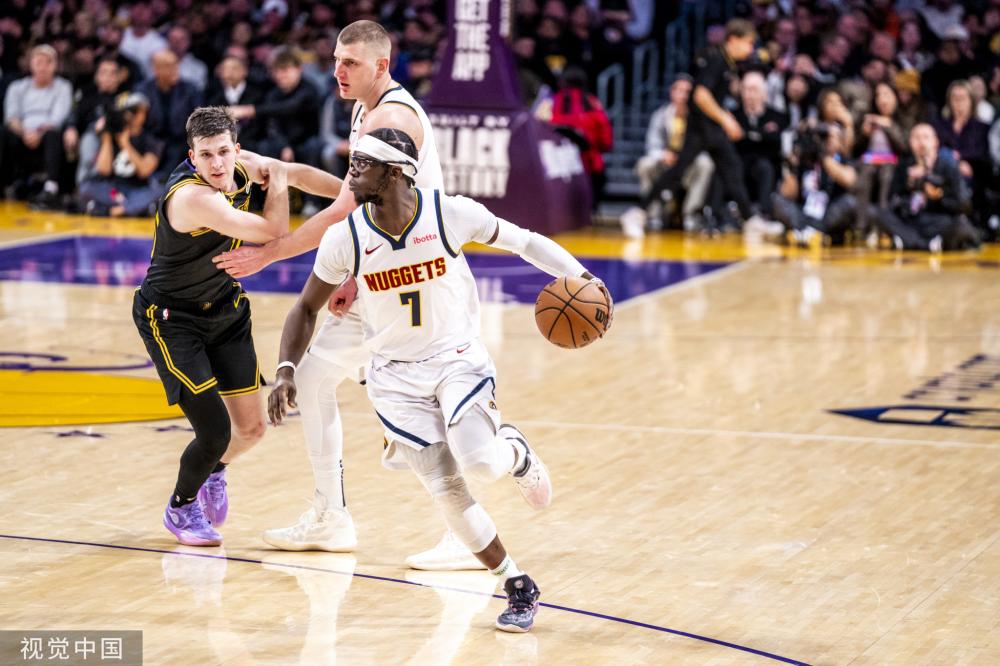 不断突破自 不断突破自