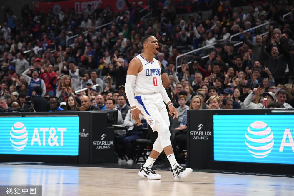 的严密防守 的严密防守