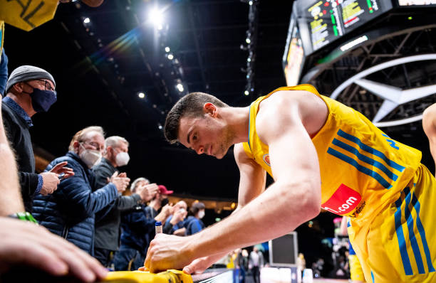 可以在各自 可以在各自